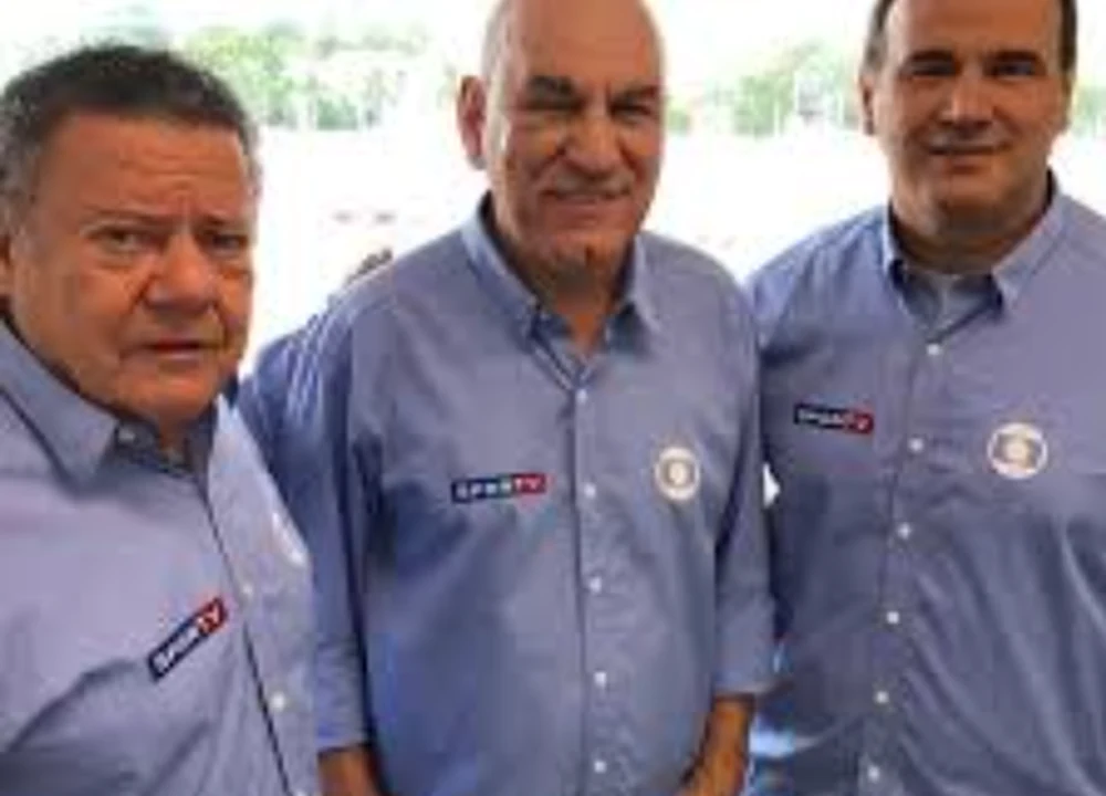 Kléber Guerra em ambiente profissional